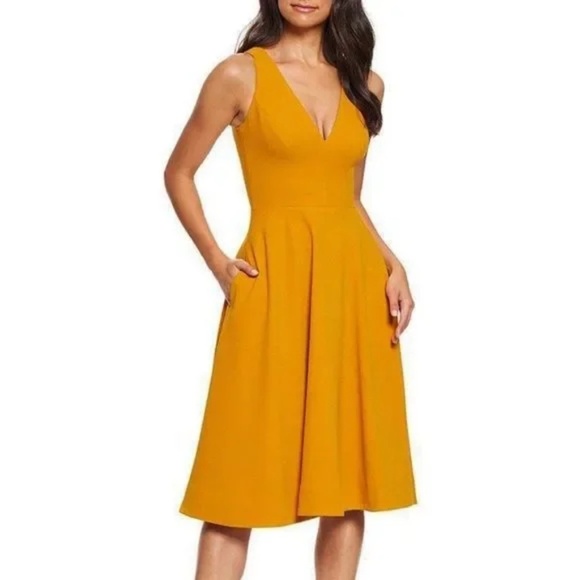 Dress The Population | New! Catalina Dress In Honey - Picture 1 of 12